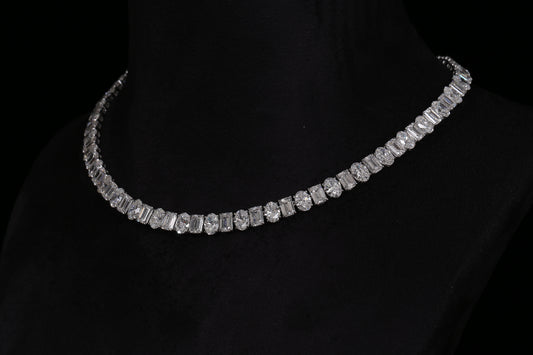 Élégance Éternelle Collier