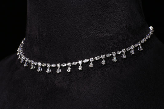 Cascade d’Étoiles Collier